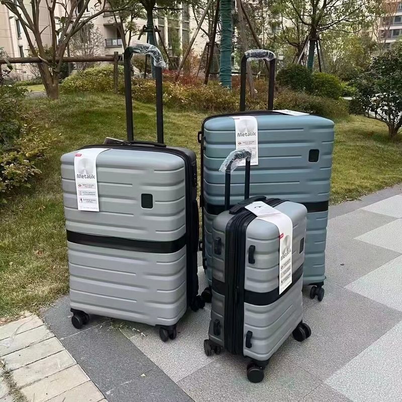 Produsen Custom Airplane Trolley Portable Outdoor Fashion Hard Shell PP Travel Baggage Sets