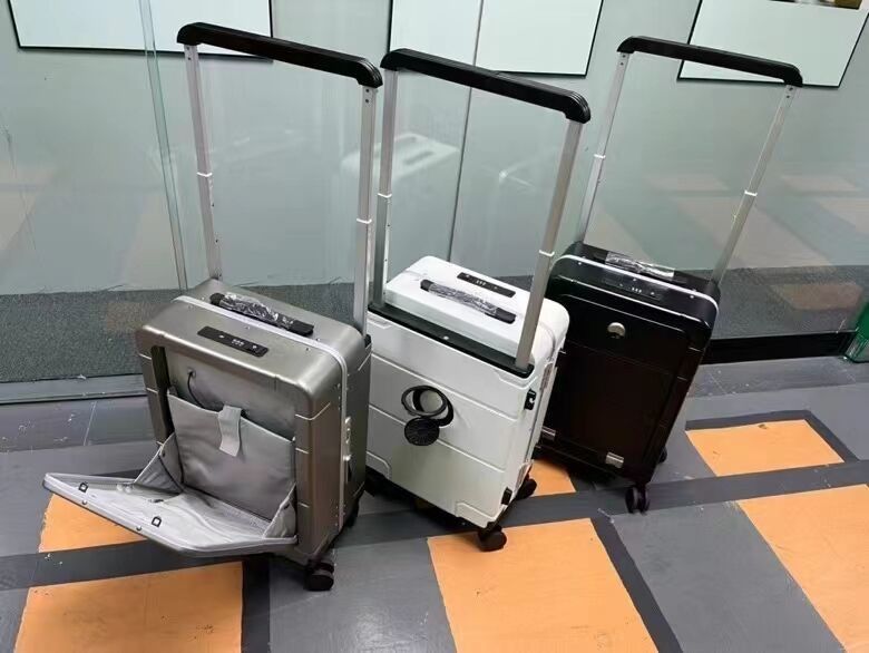 Latest Fashion Travel Bags Trolley Baggage Custom Suitcase PC Hard Shell Suitcase Dengan Kantong Terbuka Depan