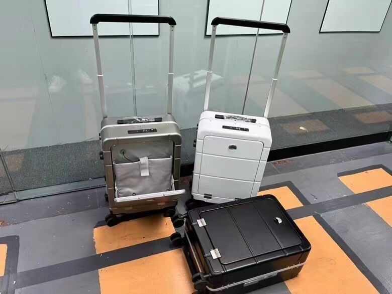 Latest Fashion Travel Bags Trolley Baggage Custom Suitcase PC Hard Shell Suitcase Dengan Kantong Terbuka Depan
