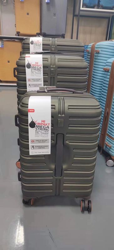 Kualitas tinggi PC Carry-On Baggage Set Roda Ganda Spinner koper Trolley Dengan Roda Ganda