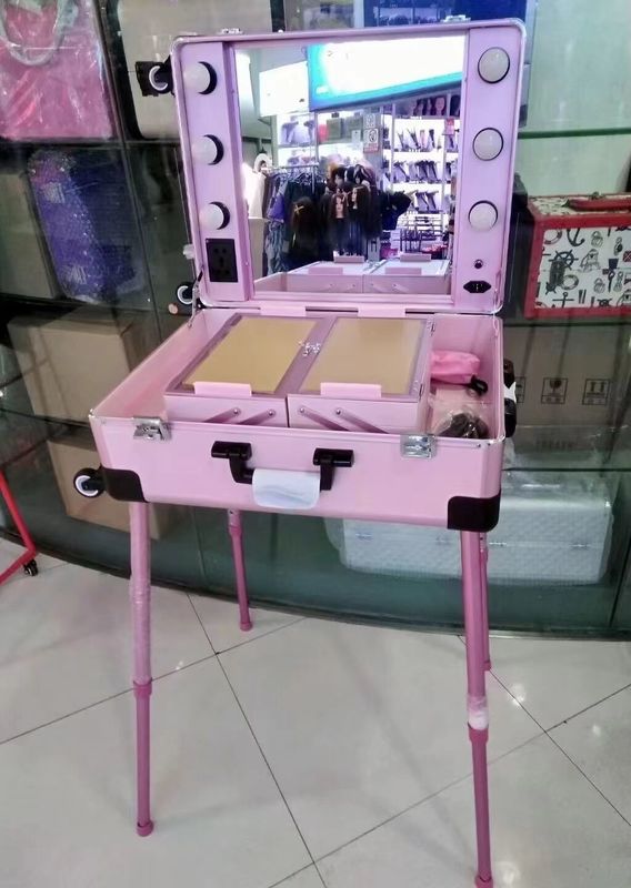 Kasus Make-up Kaki berdiri yang dapat disesuaikan Koper tugas berat Lampu LED Cermin Kosmetik Rolling 4 Roda Trolley Kasus Make-up