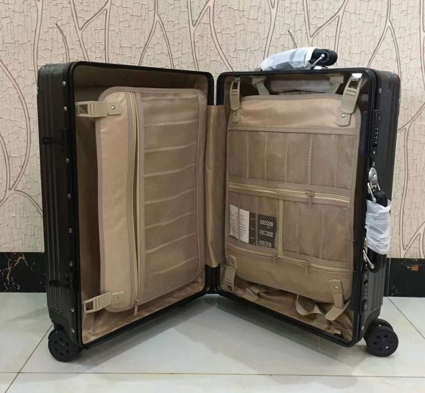 High Quality Spinner Suitcase Baggage Made In China PC+ABS Baggage Dengan Cup Holder