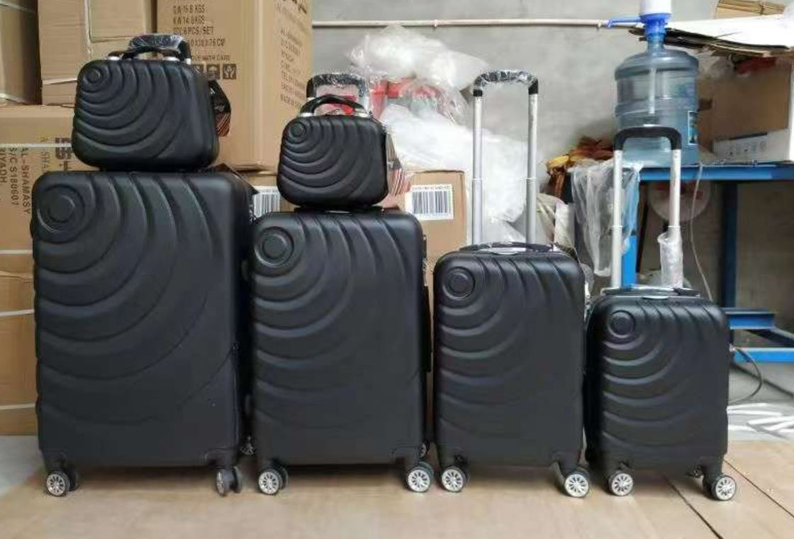 Hot Selling Password Unlock Silent Metallic PC Travel Baggage Set Untuk Luar Ruangan