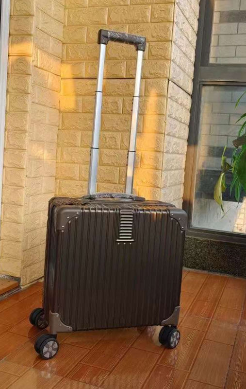 Bagasi Desainer Baru Kualitas Baik Karat Proof Trolley Baju Bisnis Komputer Baju Aluminium Frame Baju