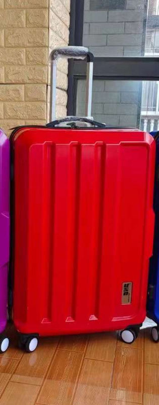 Customized Soft Handle Wear-Resistant ABS PC Travel Baggage Trolley Baju Kertu Bagasi Bisnis Set dengan Kunci
