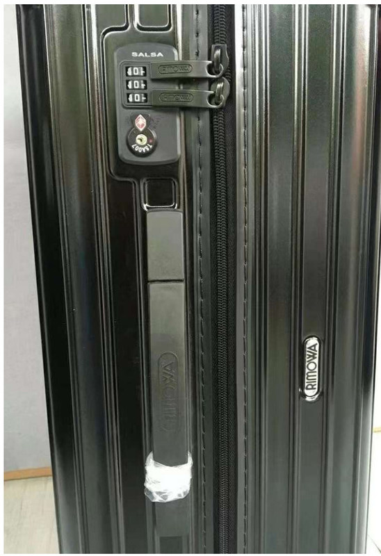 Kasus Trolley Dewasa Unisex 20 Inci Dengan Kotak Kata Sandi Baru Kapasitas Besar Warna Padat Anti-Benturan Spinner Renang