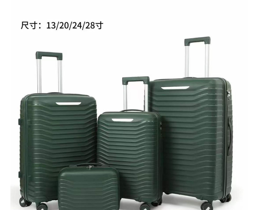 Hot Selling Popular Trolley Baju Bagasi Plastik awet PP Bagasi Set 4pcs Set Trolley Kasus Dengan Roda Spinner Untuk Pria